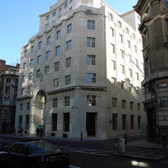 9, Salisbury Court Ec4