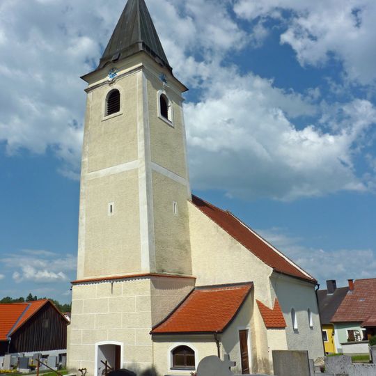 Kath. Pfarrkirche hll. Petrus und Paulus und Friedhof