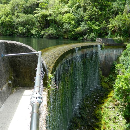 Birchville Dam Waterfall