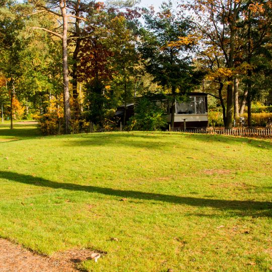 Terrein waarin 4 grafheuvels