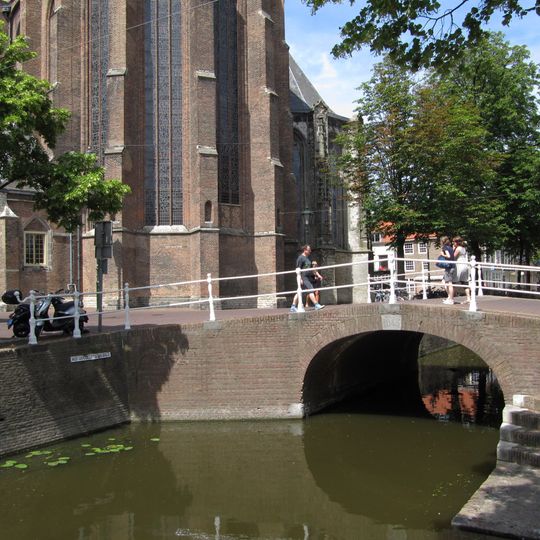 Hof van Delftbrug