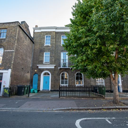 33, Stockwell Green Sw9