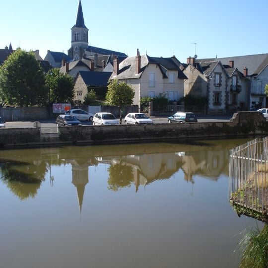 Église Saint-Pierre de Luzy