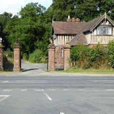 Lodge At Entrance To Drive To Severn End
