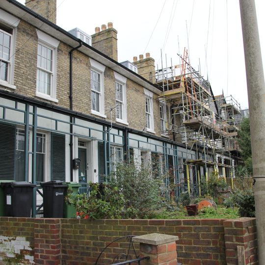 65-71, Kingston Crescent