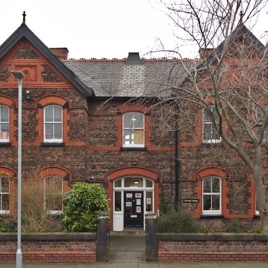 22 New Hall, Longmoor Lane