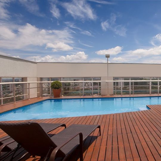 Quality Suites Alphaville