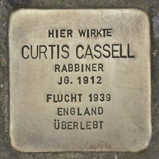 Stolperstein en memoria de Curtis Cassell