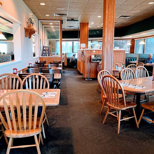Shari's