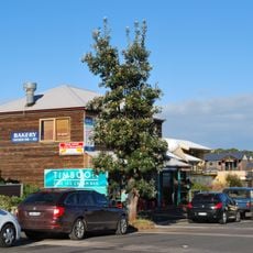 Port Campbell Shop