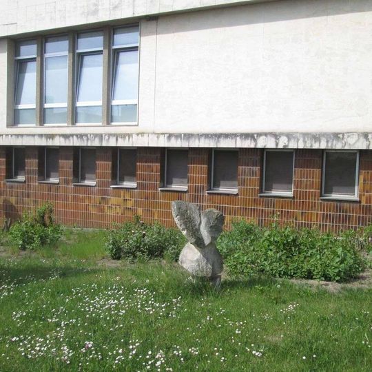 Plastika v areálu nemocnice Plzeň - Lochotín I