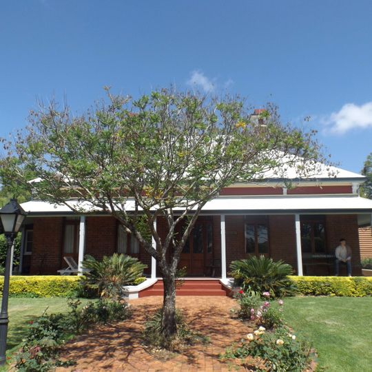 Carlton House, Toowoomba