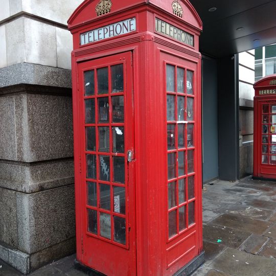 K2 Telephone Kiosk Outside Public Trustee Office