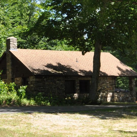 Paugnut State Forest Administration Building