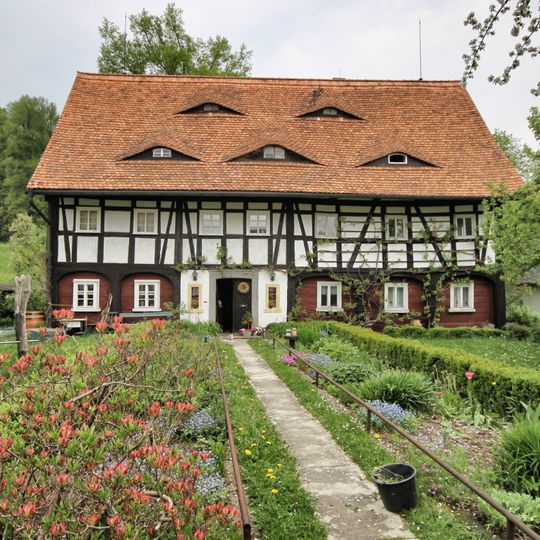 Theodor-Haebler-Straße 37