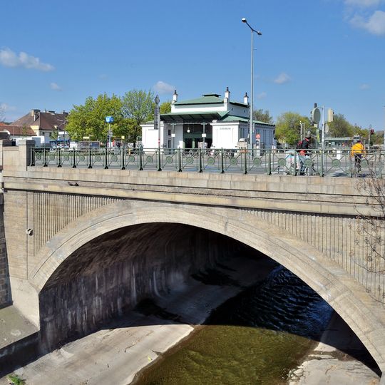 Schönbrunner Brücke