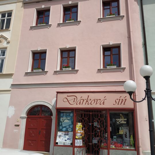 Sigmund Freud square 32