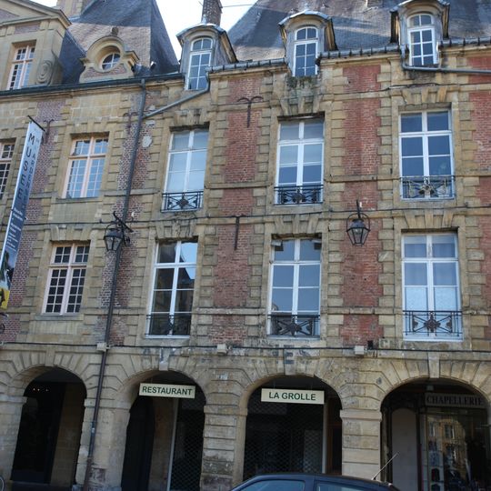 Immeuble, 27 place Ducale