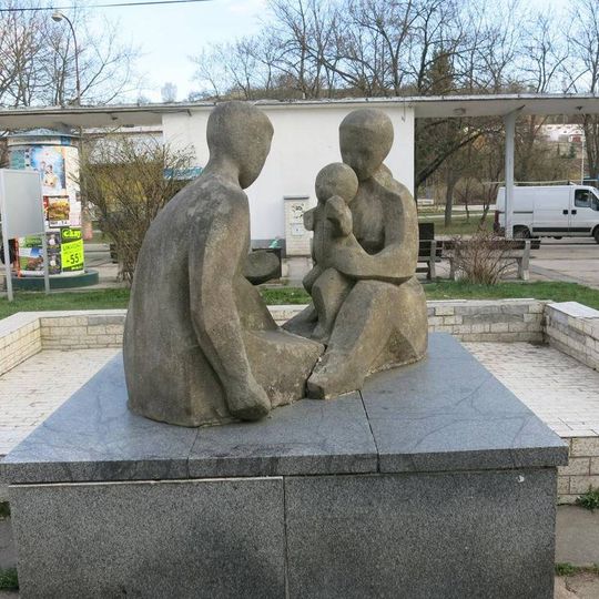 Socha Rodina v ulici Za Nádražím v Českém Krumlově