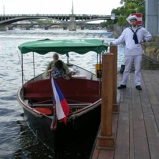 Ferry Dětský ostrov - Národní divadlo-Hollar