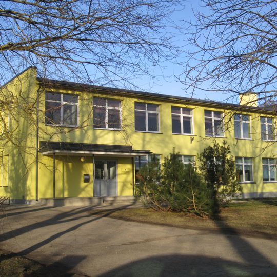 Kadrina Municipality Library