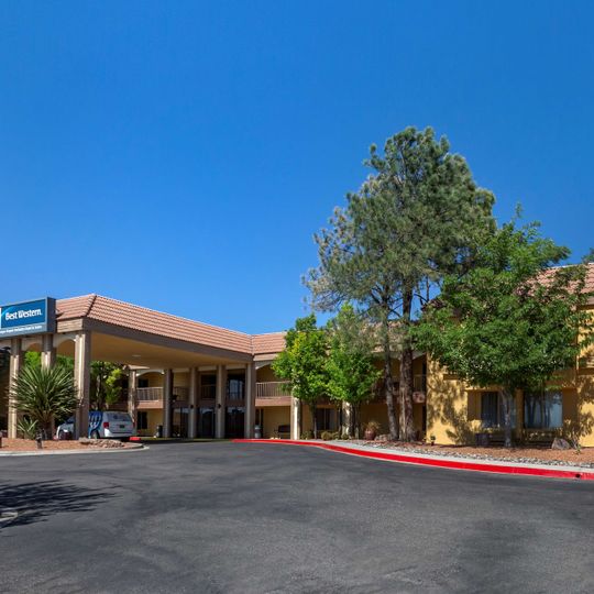 Best Western Airport Albuquerque Inn Suites Hotel & Suites