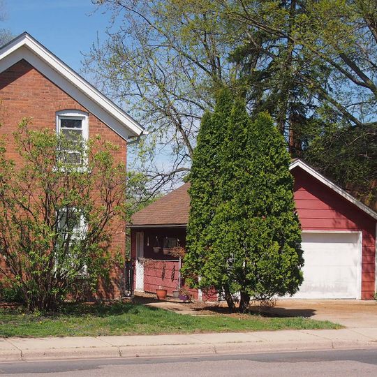 Early Shakopee Houses