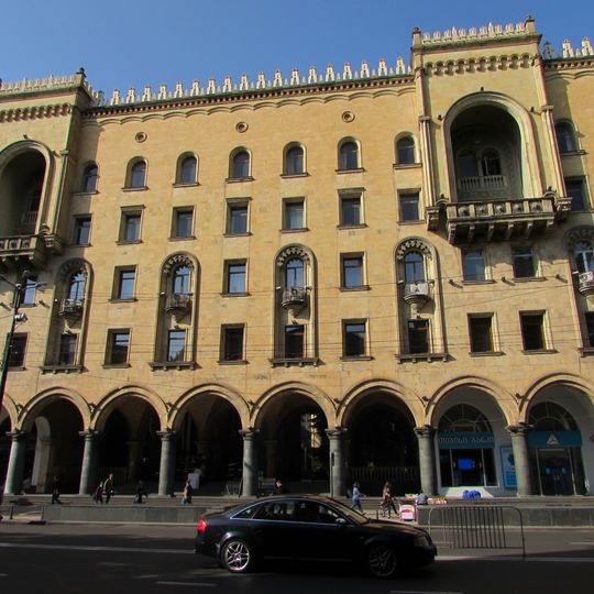 Здание Грузугля в Тбилиси