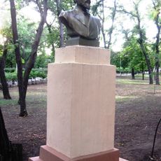 Bust of Alexander Popov in Mariupol