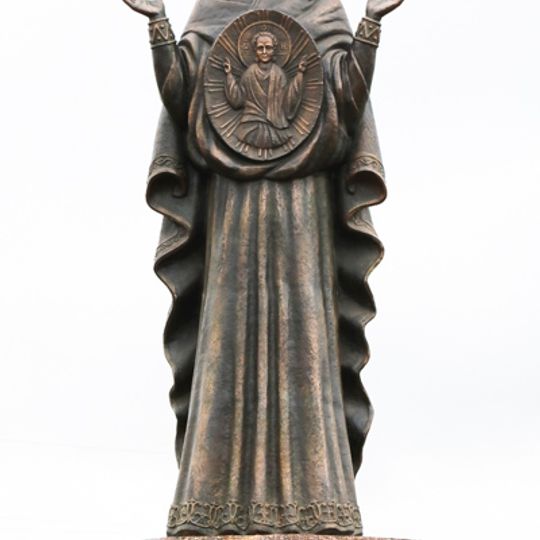 Скульптура Божай Маці «Знаменне»