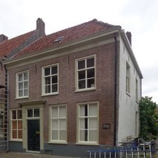 Herenstraat 8, Buren
