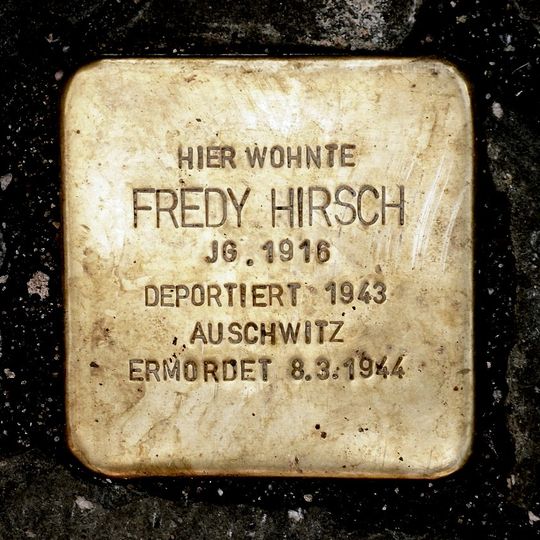 Stolperstein en memoria de Fredy Hirsch