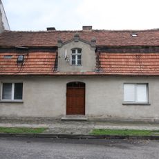 8 Wiosny Ludów Square in Brójce