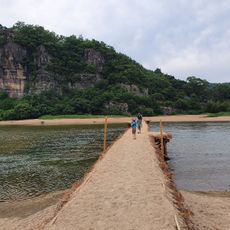 Buyongdae Cliff