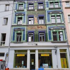 Mietshaus in geschlossener Bebauung Bahnhofstraße 2b