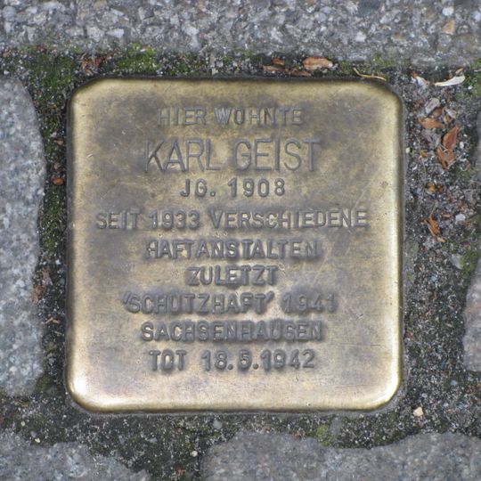 Stolperstein en memoria de Karl Geist