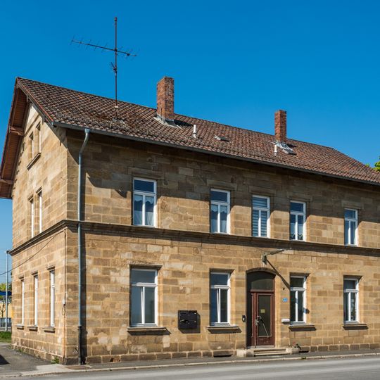 Station building at Strullendorf station