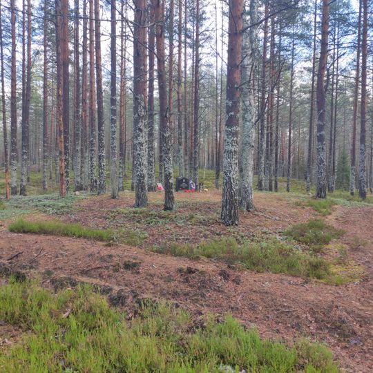 Братская могила советских воинов