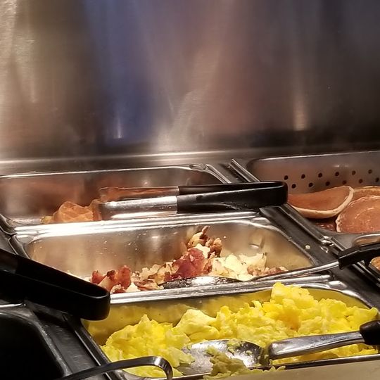 Leon's Family Dining