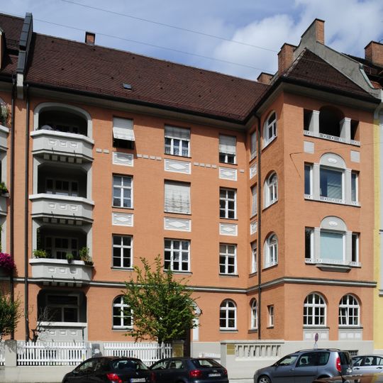 Clemensstraße 32-34
