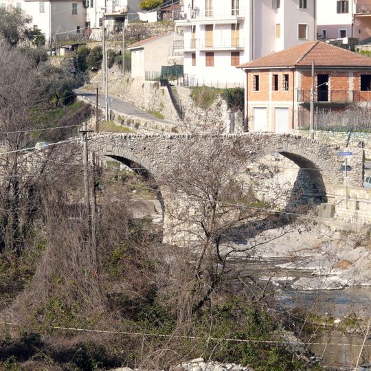 Ponte romanico