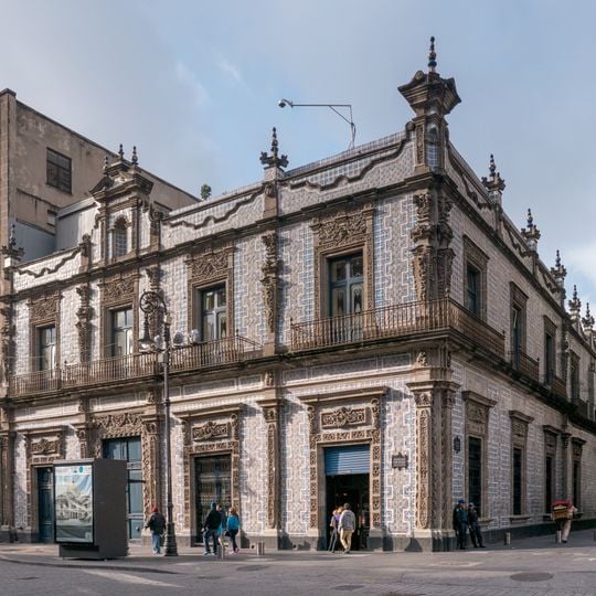 Casa de los Azulejos, Mexico City