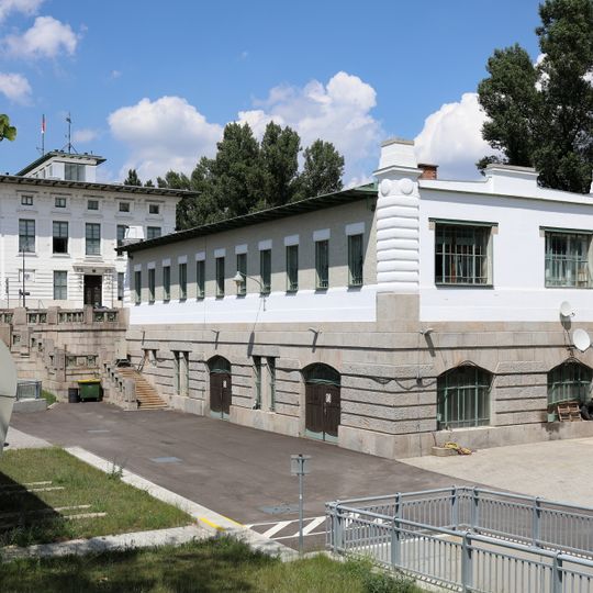 Nebengebäude Nußdorfer Wehr