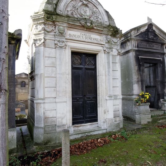 Grave of Danloux-Dumesnils