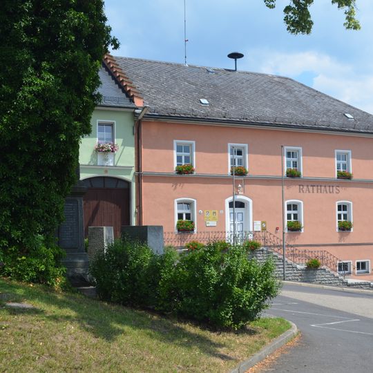 Ehemaliges Landgericht, heute Rathaus