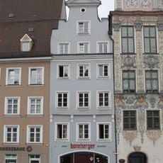 Ehemaliges Handwerker- und Geschäftshaus