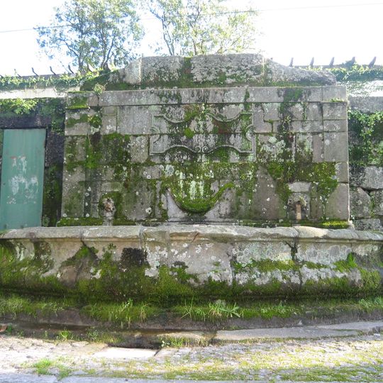 Fonte do Campo de São Mamede