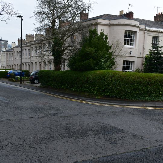 6-12, Leazes Crescent