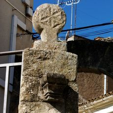 Estela funerària discoïdal (Maldà)