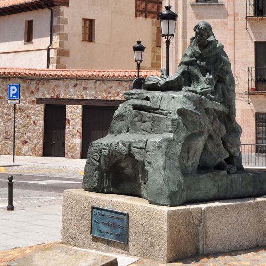 Monumento a San Juan de la Cruz